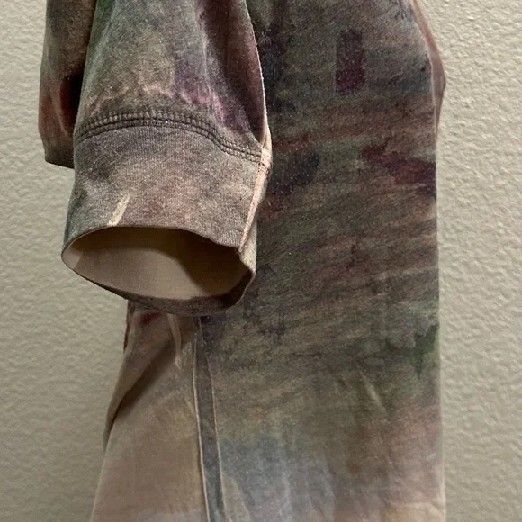 Dr Seuss short sleeve Tshirt size xL
Super soft material - - Picture 5 of 8